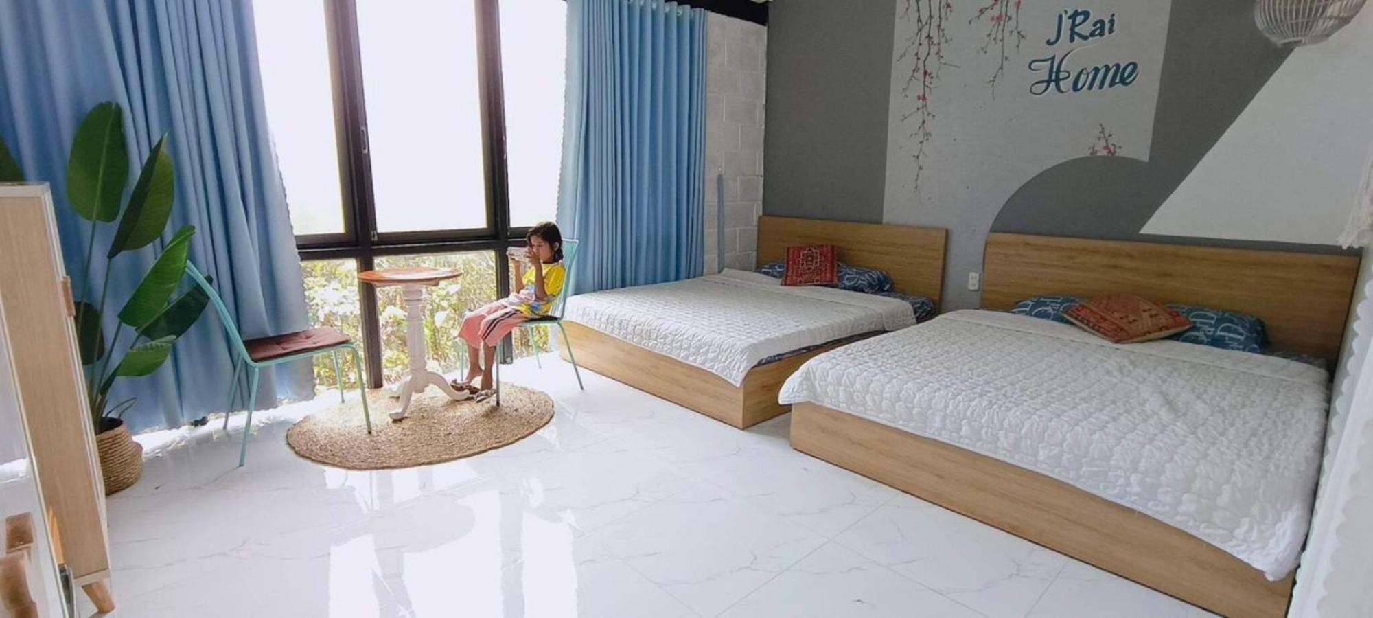 Jrai Homestay Plây Ku Exterior foto